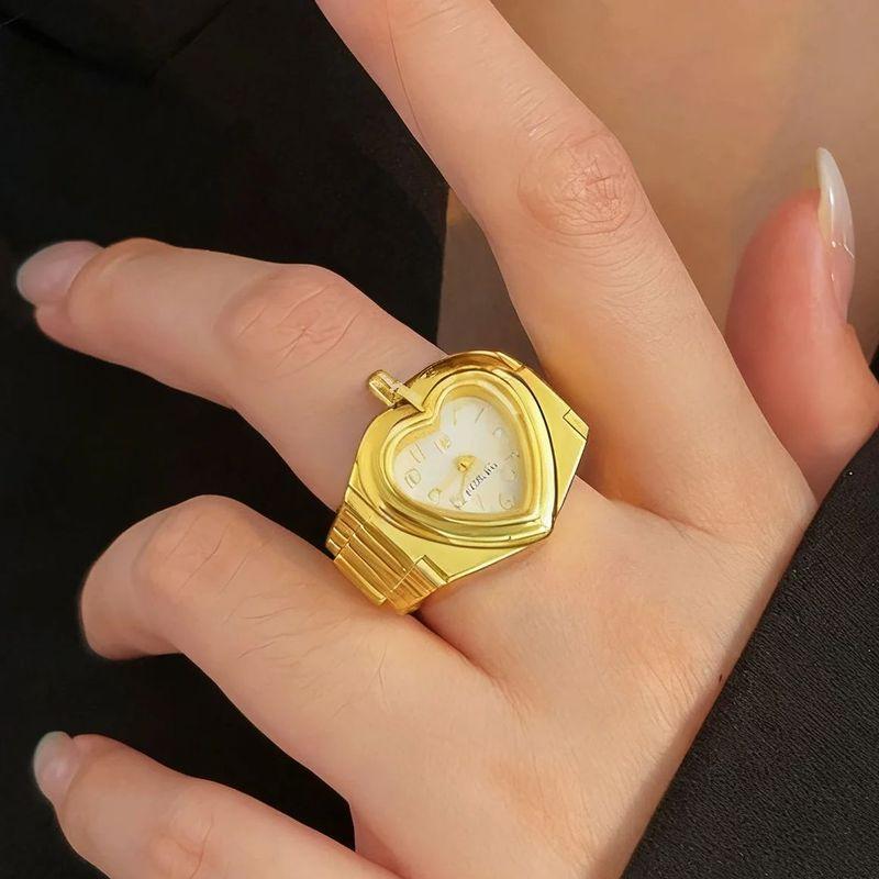 Fashion Retro 18K Gold Plated Stainless Steel Mini Finger Watch with Adjustable Elastic Strap Women's Accessories, Festiv