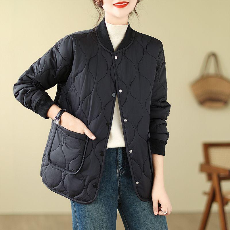 

Зимнее женское легкое пуховое хлопковое пальто, модная повседневная куртка с хлопковой подкладкой и теплым коротким воротником-стойкой для мам среднего возраста L чёрный