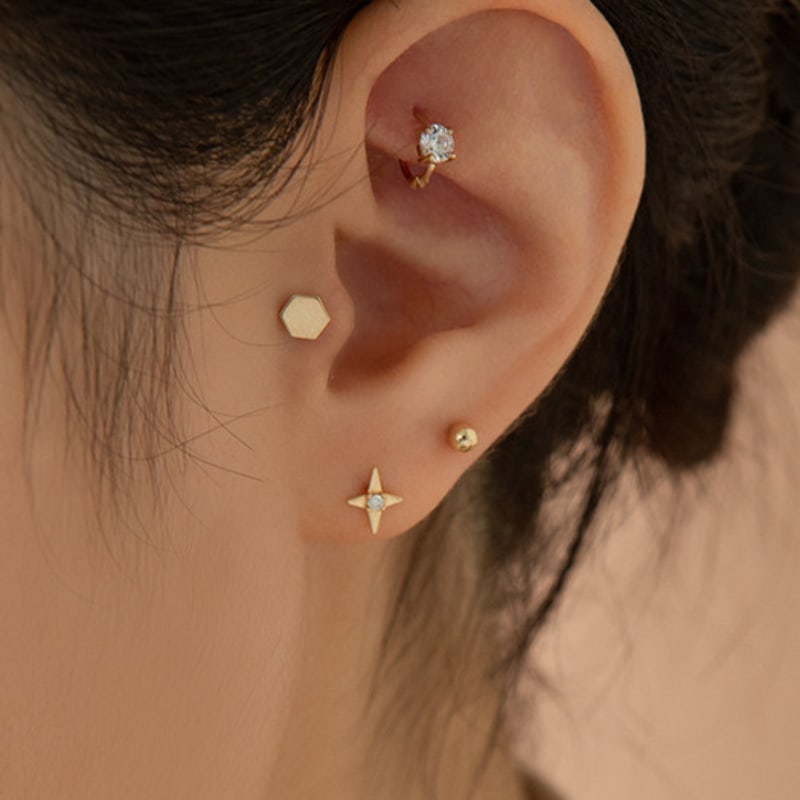 LUNNE 14k Hexagon Labret Tragus Piercing (14K Gold) #W04