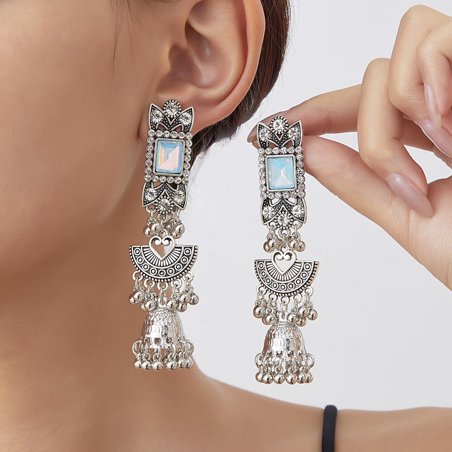 European & American Cross-border Trend: Nepal Retro Luxury Tassel Stud Earrings for Women