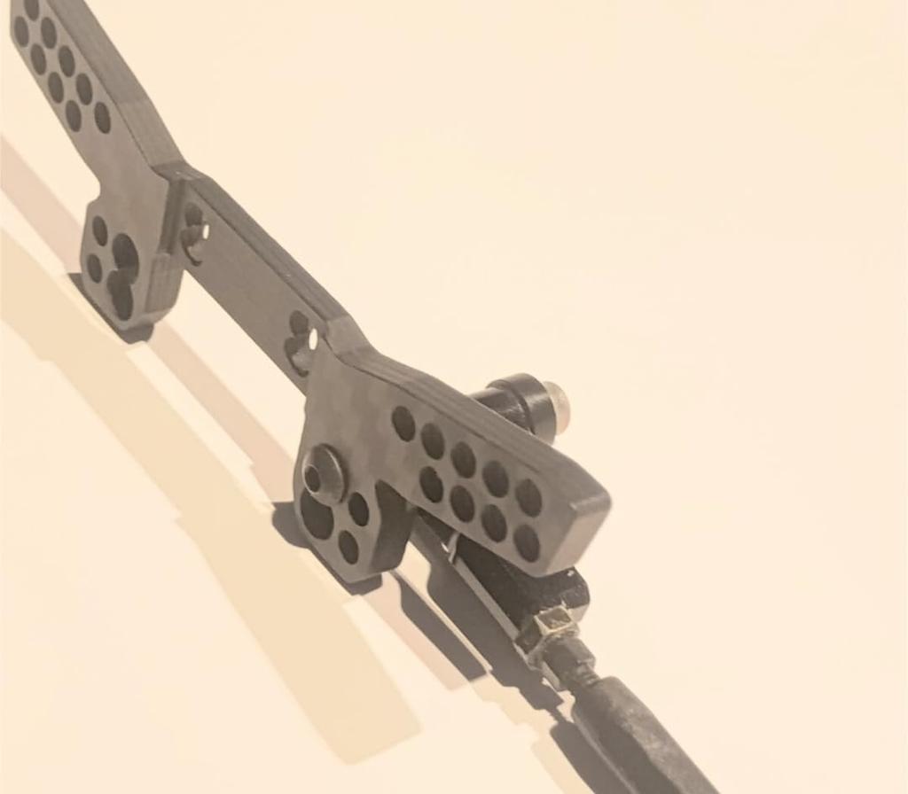 Metal Garage Japan Original Carbon Fiber Front Damper Stay Shock Tower for Tamiya TT-02 (MGT2-19)