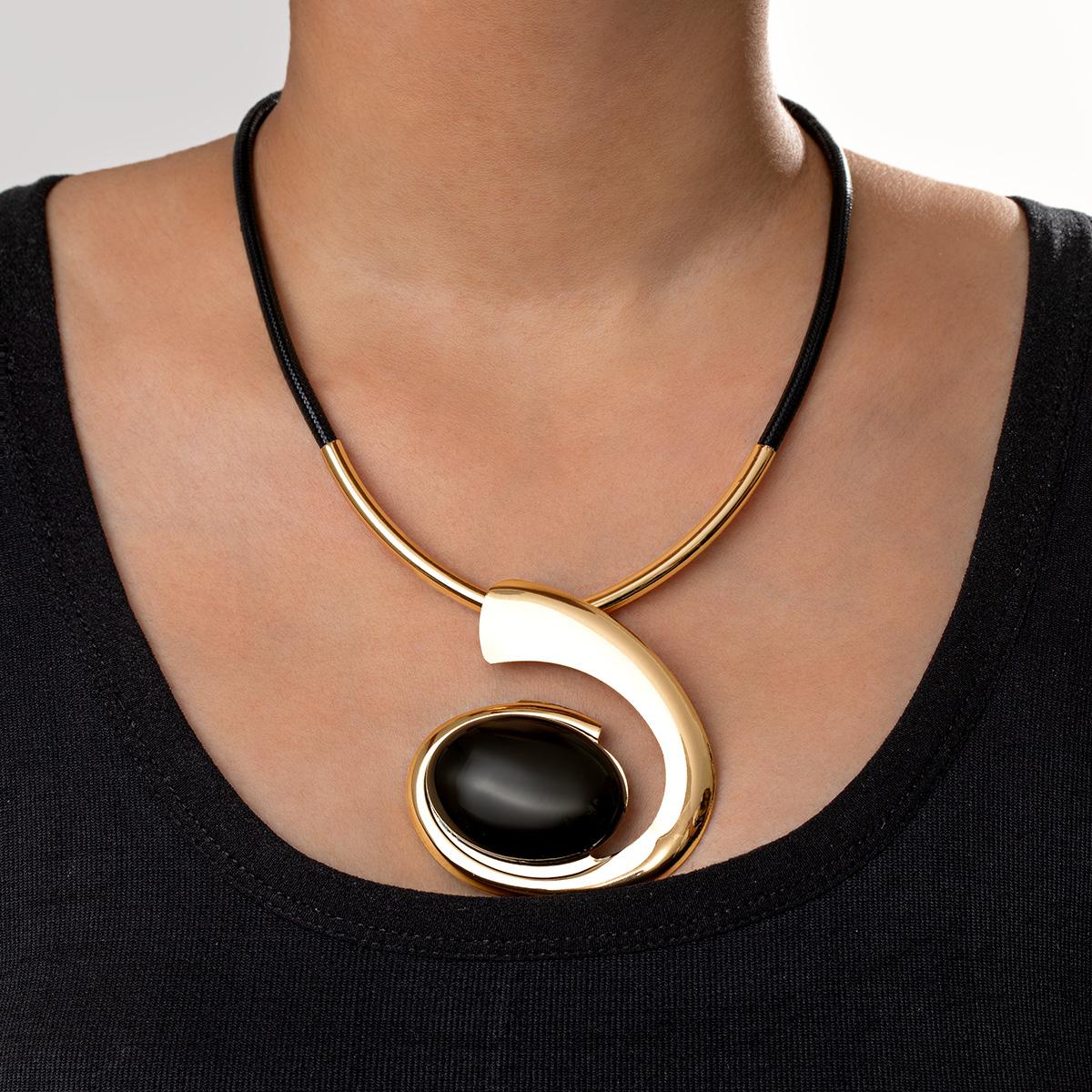 1 piece of exaggerated personality, geometric spiral snail shaped oil drop pendant, leather rope, women s necklace