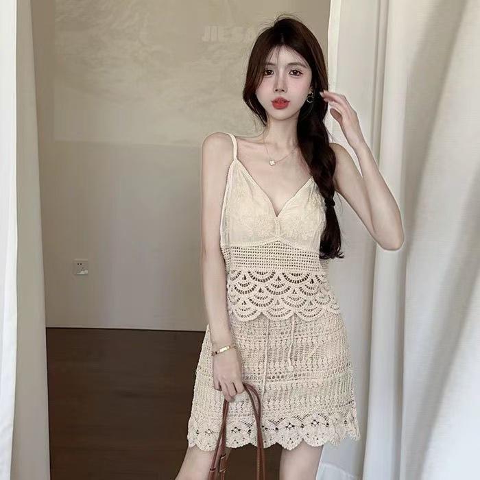 Bohemian Crochet High-Waist Hip-Hugging Midi Skirt for Women