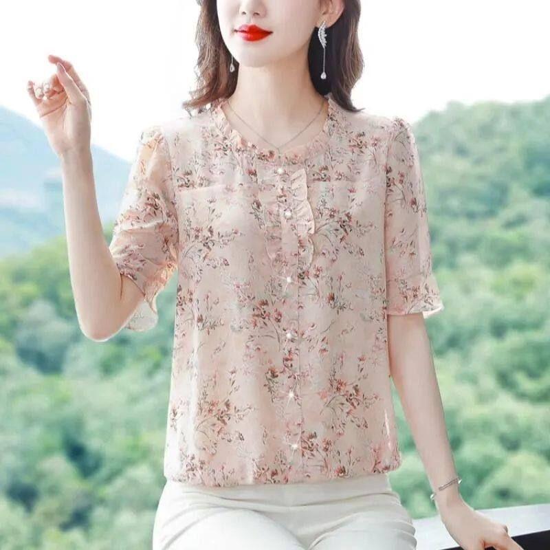 Summer New Style Five-Quarter Sleeve Chiffon Shirt for Women, Stylish Floral Print Top That Covers the Belly, Thin Base Layer Shirt