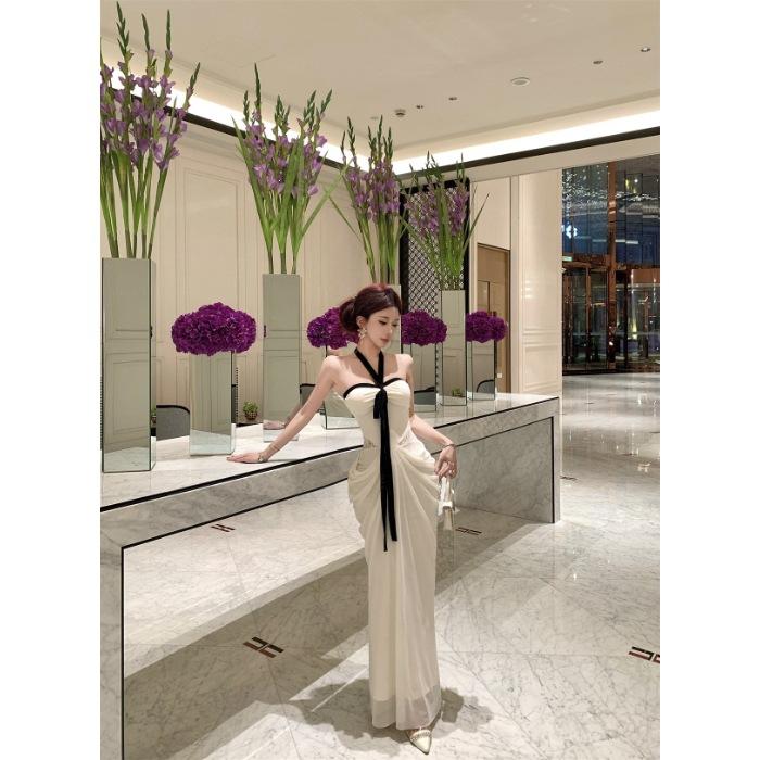 Open back neck tube top dress fishtail skirt 2026 summer new French design sense slim hip wrap dress S