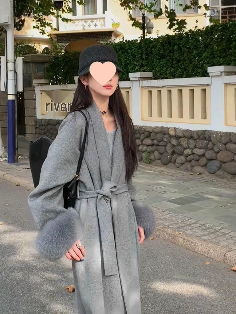 Damen Wollmantel im französischen Stil mit einzigartigen Pelzärmeln - Schicke Herbst-/Winter-Freizeitjacke