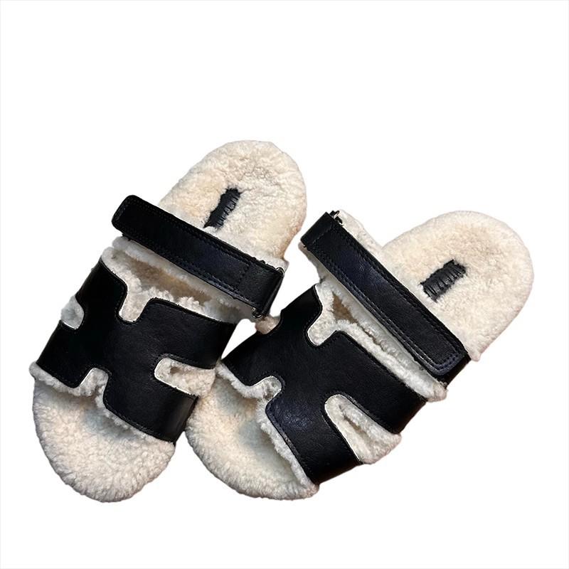 European goods 2025 autumn and winter new leather thick-soled lamb wool slippers women wear Internet celebrity flat-bottomed lazy wool slippers