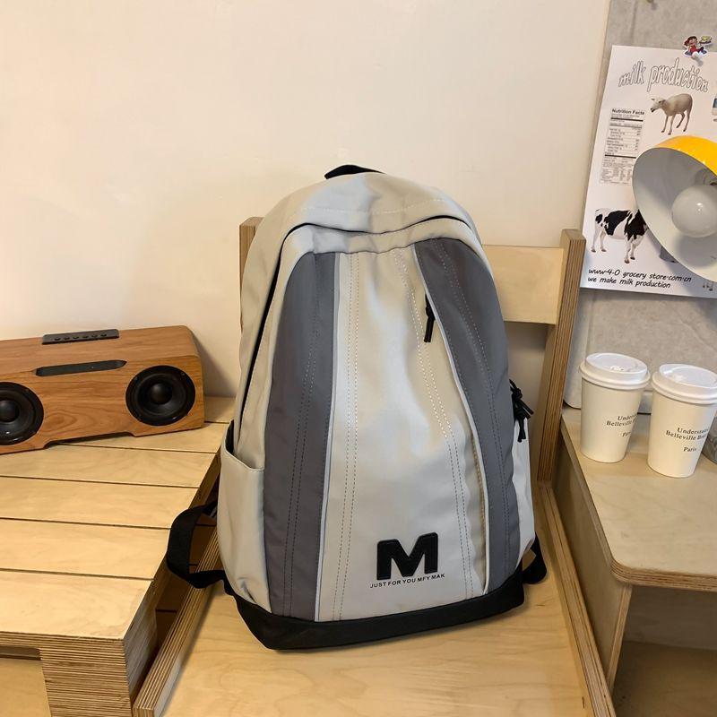 

Универсальный стильный рюкзак в стиле пэчворк - Большая вместимость, Идеально подходит для путешествий, колледжа и использования с ноутбуком Standard хаки