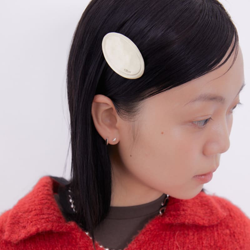 fillow tiny logo oval hairpin