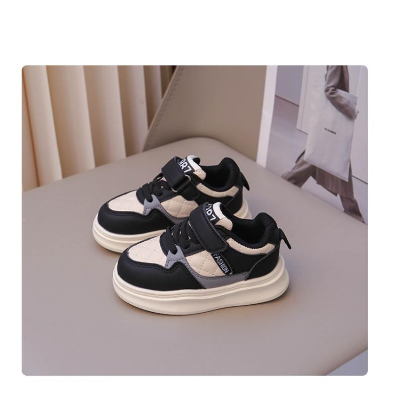 Girls Board Shoes Spring and Autumn New Children's Shoes Boys Sports Shoes Soft Sole Breathable Baby Anti-kick Casual Shoes