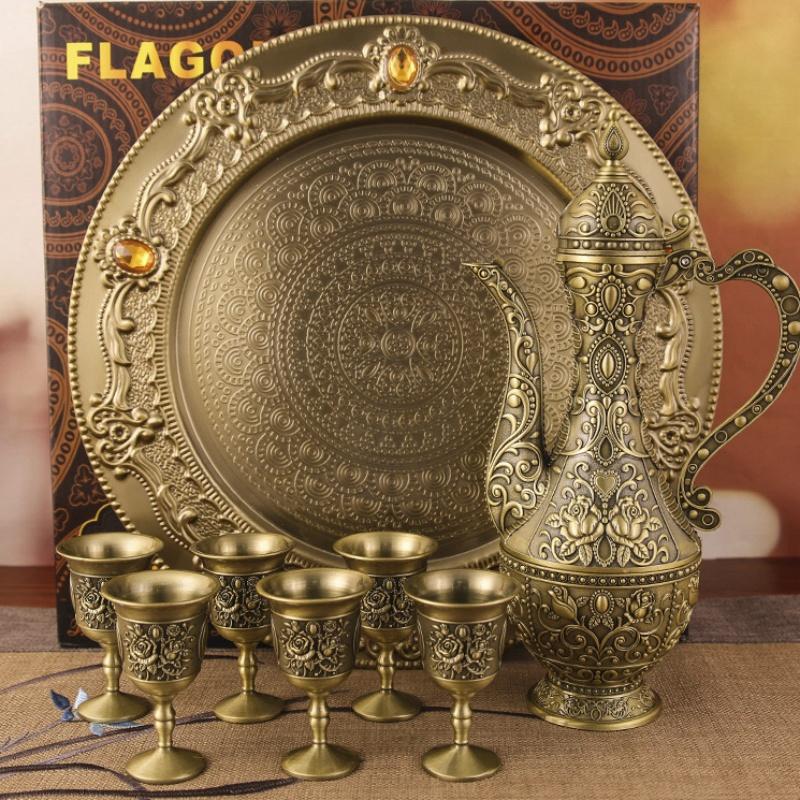 Exquisite Vintage Wine Glass, European Wine Set, Alloy Home Wine Pot Wine Glass Set, Creative Home Living Room Decoration,1Set