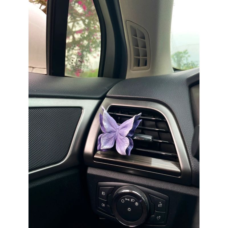 Butterfly Car Air Conditioning Vent Aroma Diffuser Decoration Ornament Exquisite Flower Fragrance Diffuser Stone Car Interior Accessory