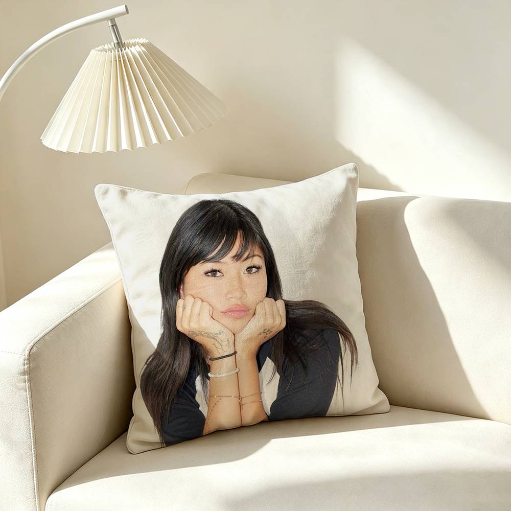 Bbeabadoobee Pop Singer Square Doublesided Printed Pillow Case Bedroom Bedside Pillow Sofa Cushion Cover
