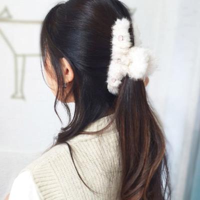 RACOHA Ivory Fake Fur Large Hair Claw Clip