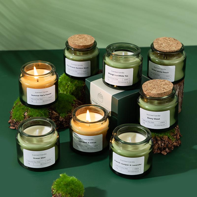 Eco-Friendly Green Glass Soy Wax Scented Candles with Wood Stopper – Ideal Creative Fragrance Souvenirs