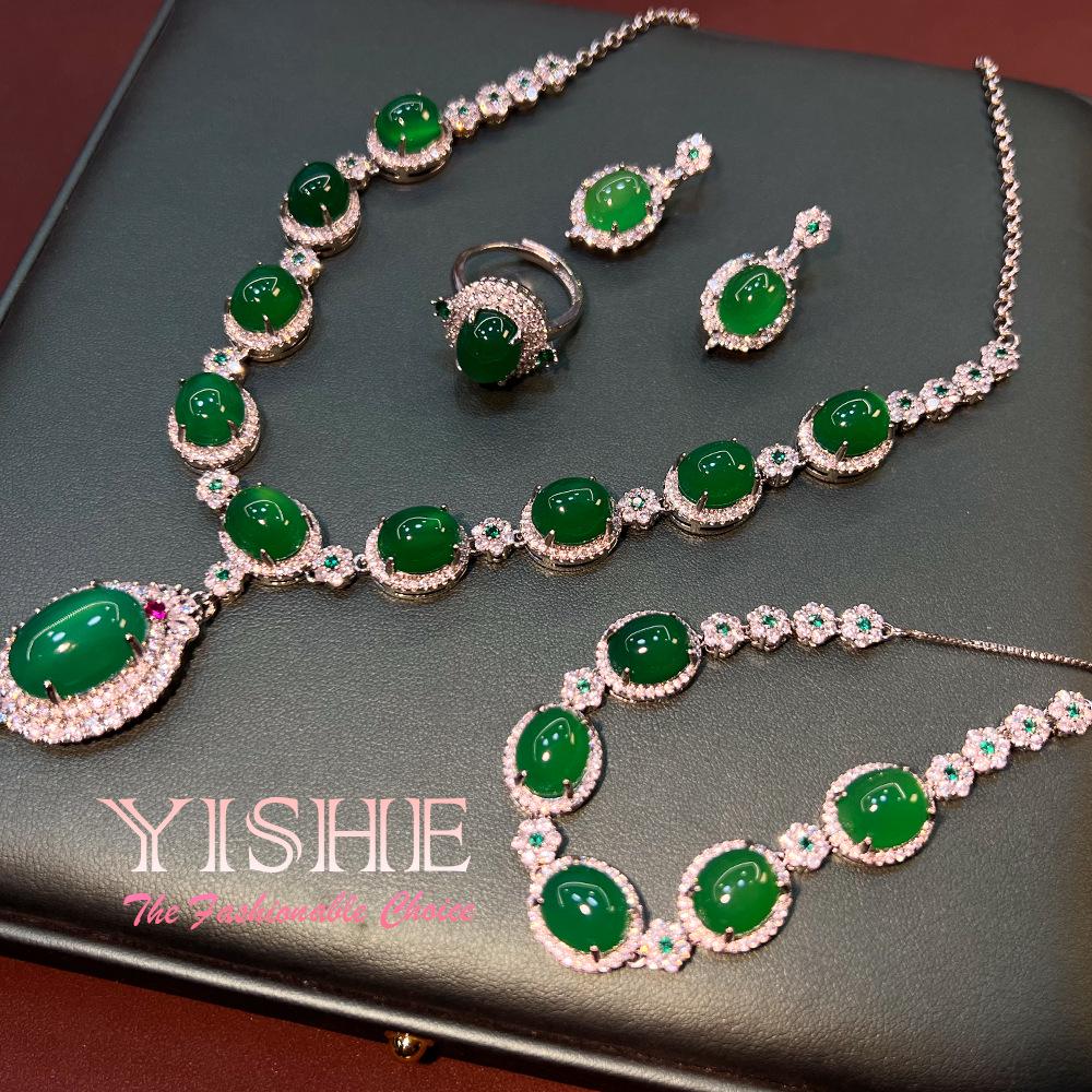 Juego de Joyería Vintage Chino de Calcedonia Zafiro: Colección de Lujo de Cuatro Piezas de Plata Chapada en Cobre