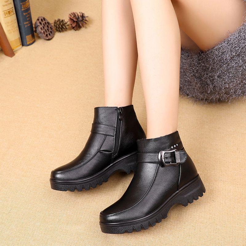 Winter cotton shoes velvet warm short boots flat bottom non-slip elderly leather shoes soft sole medium and old cotton boots women
