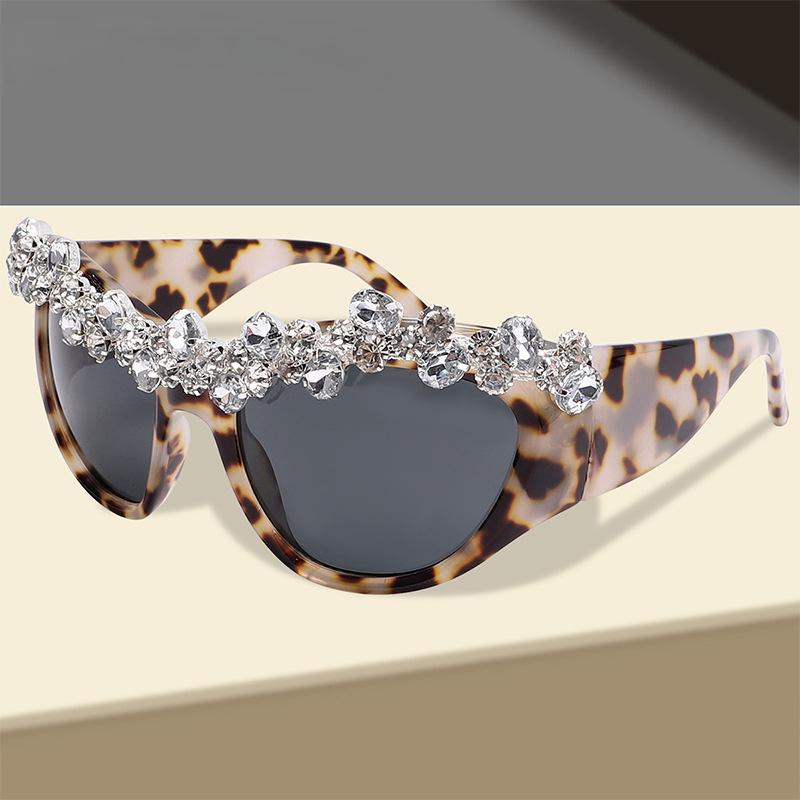 

Женские солнцезащитные очки Защита от солнца Защита от ультрафиолета Мода Личность Ретро Y2g Искусственный драгоценный камень Солнцезащитные очки «кошачий глаз» Street Shot Стильные очки