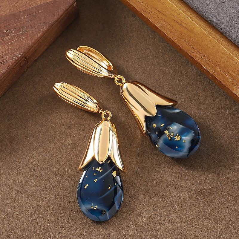 

Модные серьги-подвески для женщин