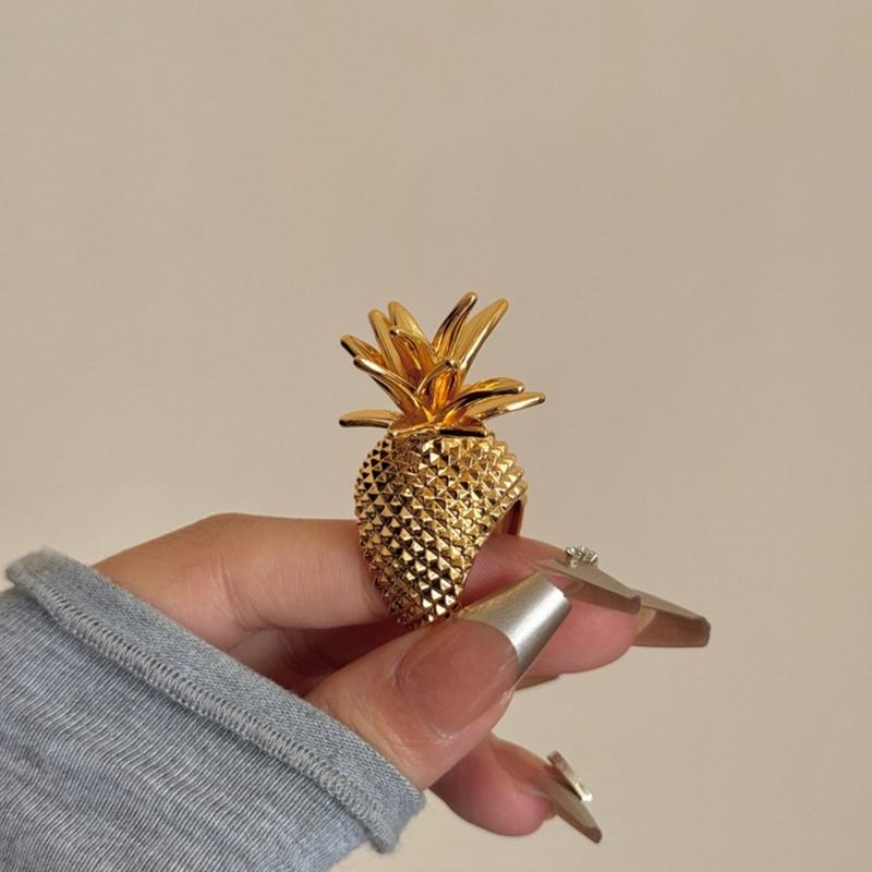 Retro Stackable Pineapple Rings Metal Design Hand Jewelry Accessory Alloy Texture Suitable for Fashion Women Present