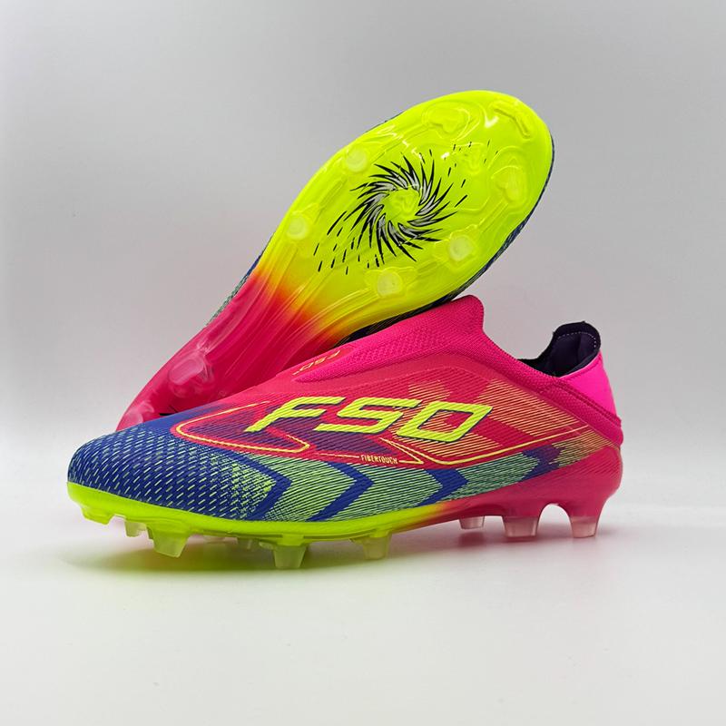 Original Soccer Shoes For Men Studded Society Cleats Football Shoes Professional Outdoor Women Sport Football Field Boots Unisex