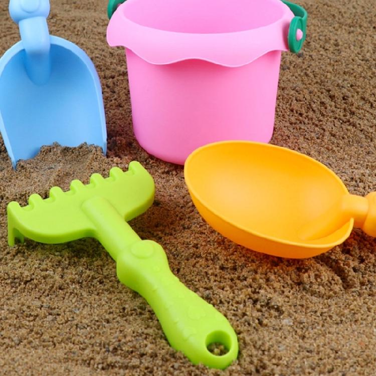 Beach Play Children's Sand and Water Play Set Encourages Creativity and Teamwork for Kids Beach Toy Collection