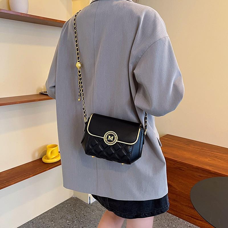 Ring-grid Chain Bag Women 2025 New Niche Design Fashionable Texture Western-style One-shoulder Cross-body Commuting Small Square
