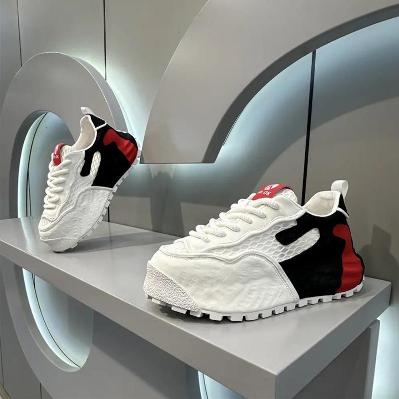 Men's Shoes 2025 Summer New Breathable Thick-soled Mesh Shoes Non-slip and Wear-resistant Bag-soled Sports Shoes Men's Casual Shoes