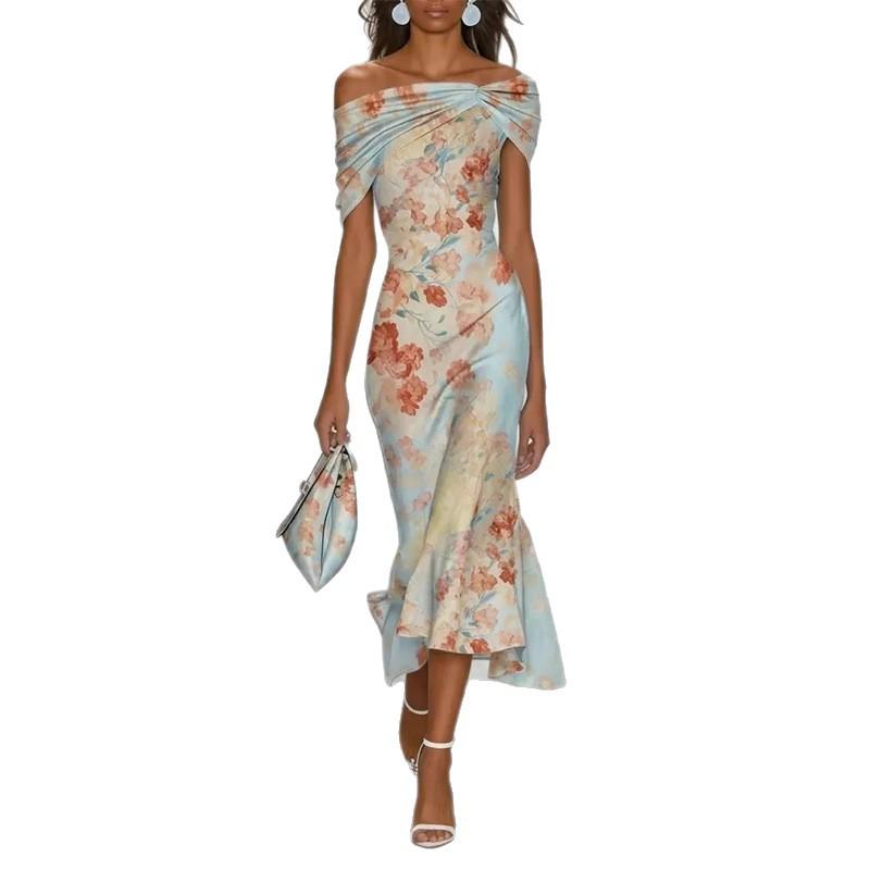Summer new European and American women's clothing, fashionable waist dress, daily casual off-the-shoulder dress