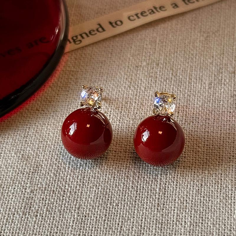 Retro Red Zirconia Pearl Flower Earrings - High-End Hong Kong Style Studs for Women