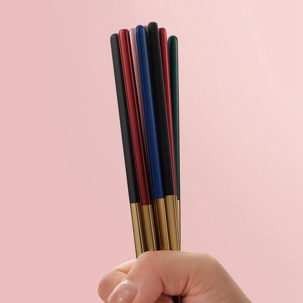Safe Food Sticks for Home Hotel Lightweight Tableware Chopsticks Metal Chopstick Kitchen Tool