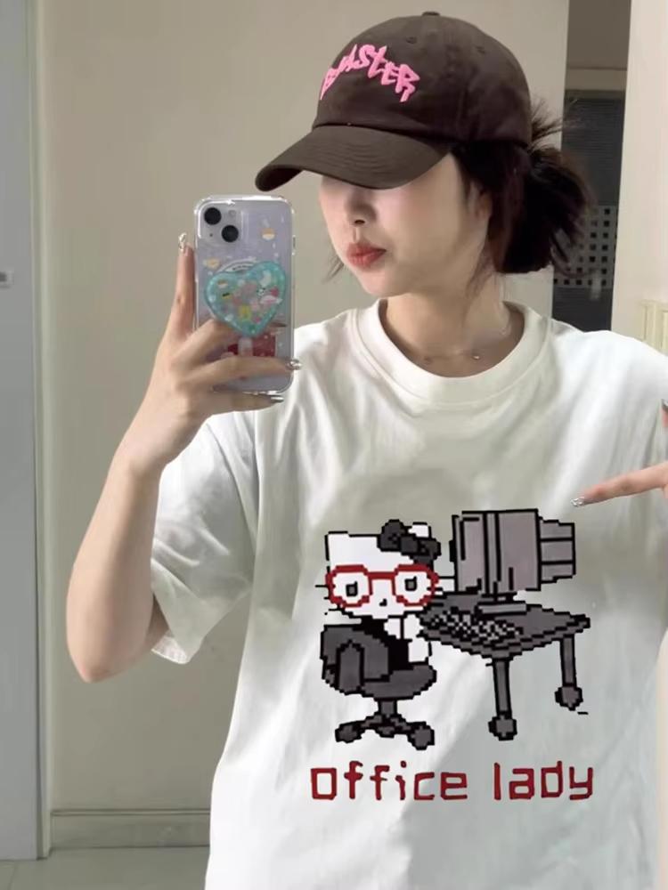 

2026 Summer HelloKitty Cartoon Graphic Tee Casual Short Sleeve Cotton Tops for Adults Kids Lovely Kawaii Streetwear Style S