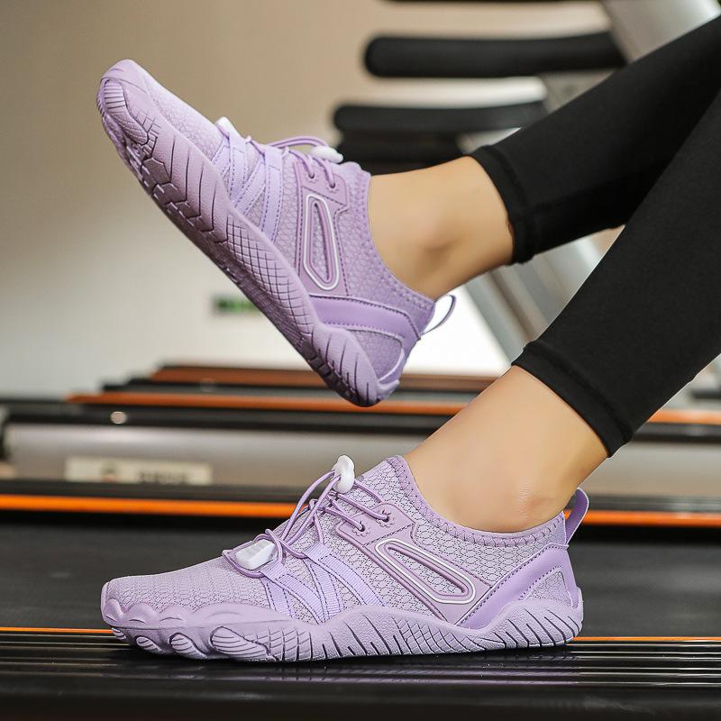 Indoor fitness weight loss skipping rope shoes for men and women home soft sole yoga shoes silent anti-slip shock-absorbing running sneakers