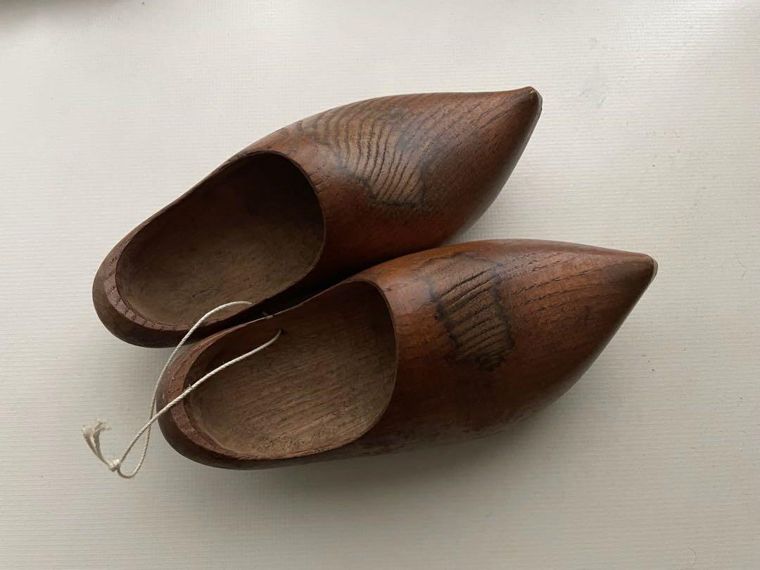 

[USED] Antique wooden shoes, interior goods