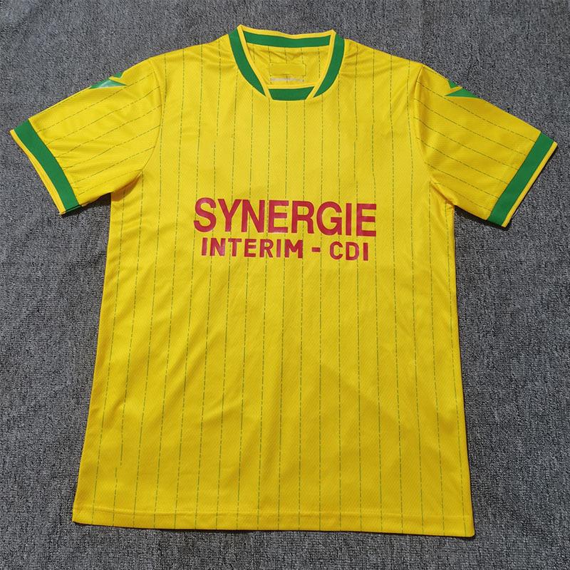 2526 Fan Version Nantes Home Short-sleeved Football Jersey