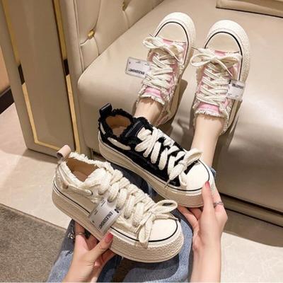 Plattform Vulkanisierte Schuhe Frauen Herbst Mode Leinwand Schuhe Lace Up Sport Schuhe Süße Kühle Casual Schuhe Frauen Schuhe