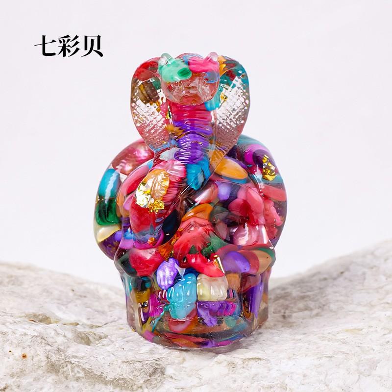 Natural Crystal Chips Resin Snake Wrapped Skull Ornament Halloween Bar Craft Decor