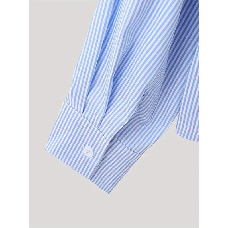 2026 New Men's Fashion Turn-down Collar Vertical Striped Loose Long Sleeve Shirt