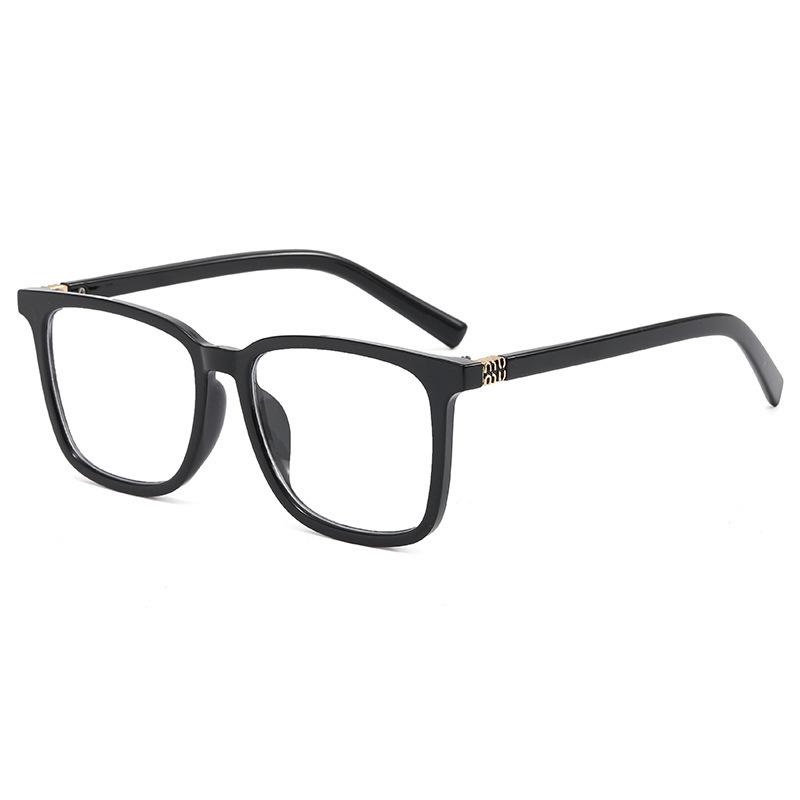 

Высококачественные солнцезащитные очки в корейском стиле 2026 года с защитой от УФ-излучения: Женские коричневые модели для похудения и мужские дизайны