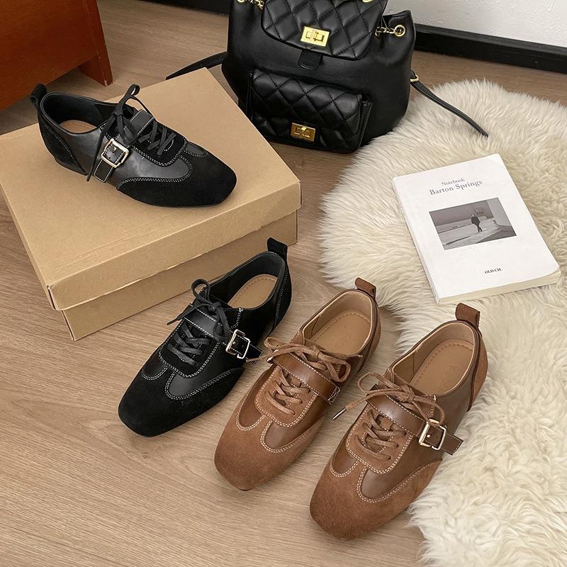 Retro British Style Fashion Belt Buckle German Training Shoes Women's New Niche Inner Height Increase Casual Versatile Small Leather Shoes
