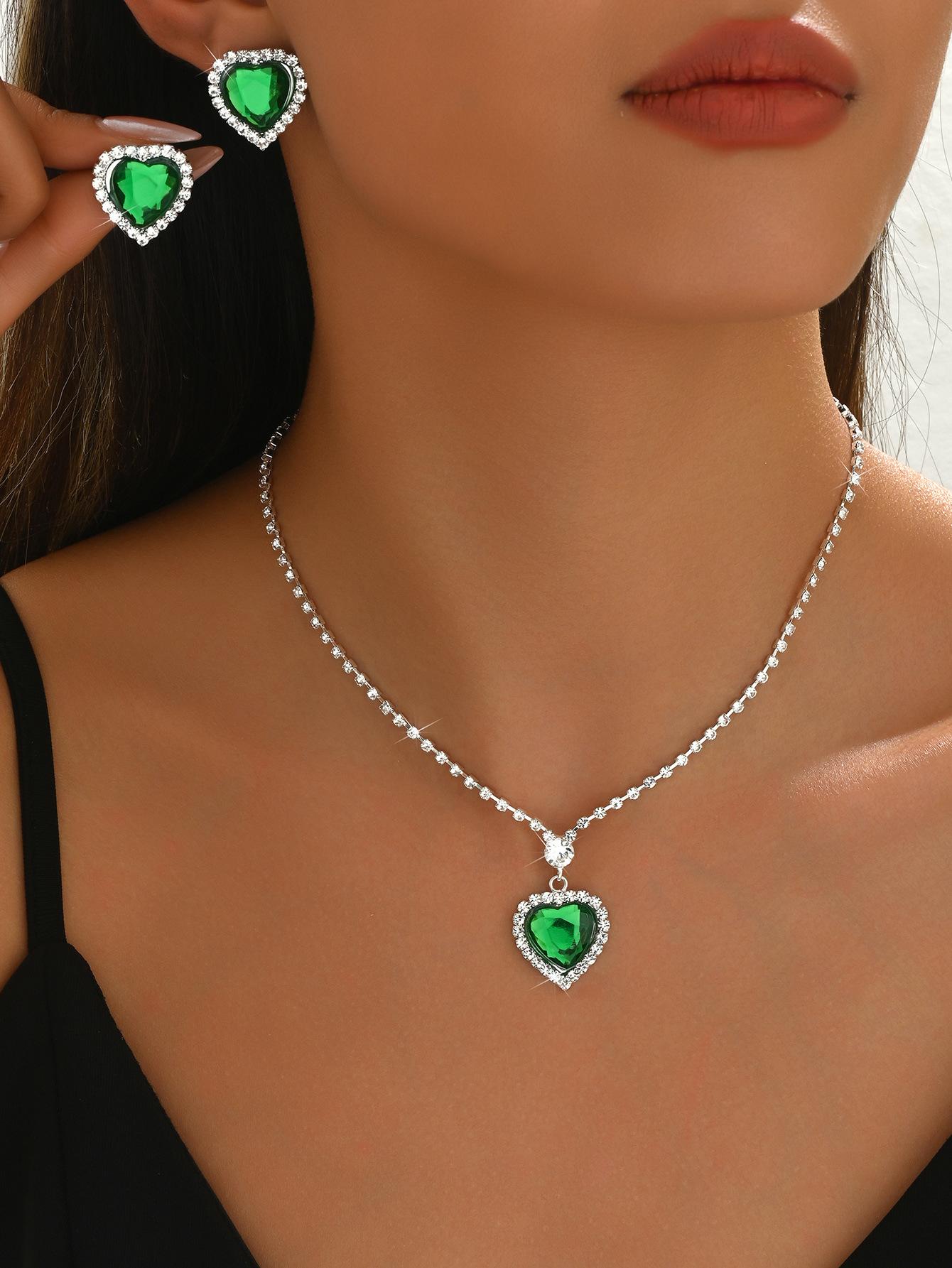 

Delicate Collarbone Chain Versatile Love Pendant Necklace Stud Earrings Women S Jewelry