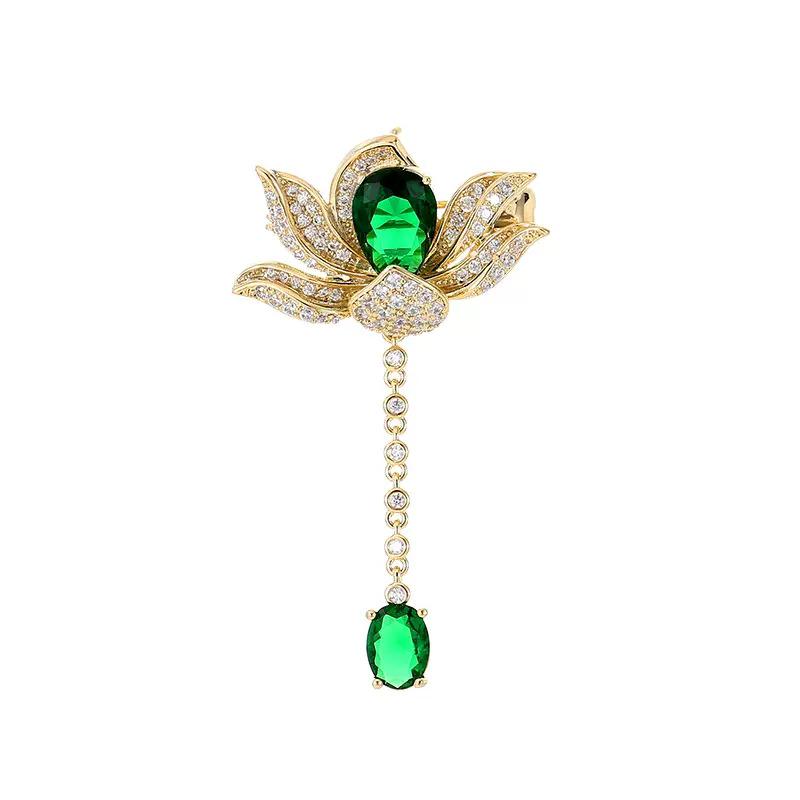 Elegant Lotus Crystal Brooch: Exquisite Chinese-Inspired Pin for Suits – High-End Creative Accessory Gift