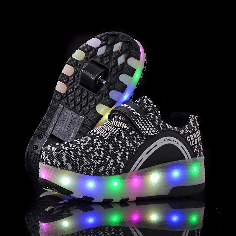 New Boys Vibrating Luminous Shoes Girls Fashion Double Wheel Runaway Shoes Children's Shoes with Wheels 2025