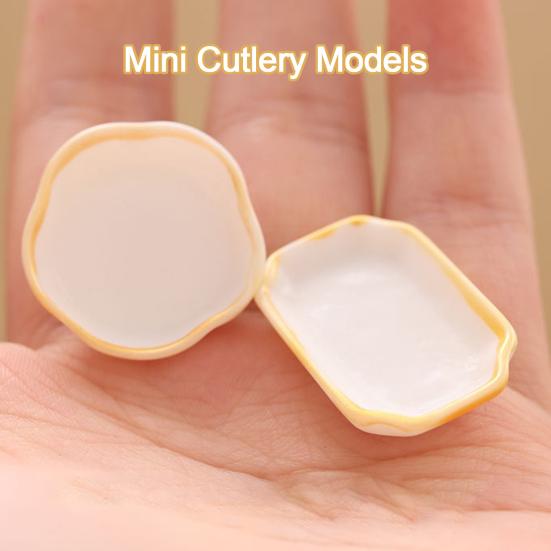 

4Pcs Creative Realistic Stable Mini Cutlery Models Golden Edge Doll House for 1/12