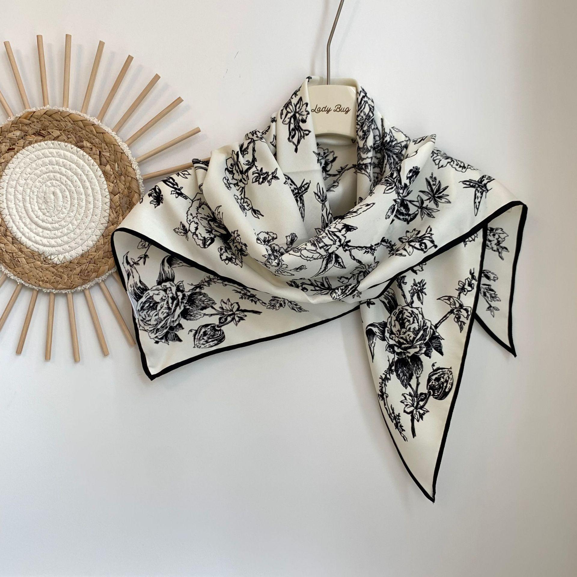 Korean original order~ Sketch flower cotton and linen rhombus triangle scarf silk scarf women s spring and autumn versatile decorative scarf scarf 85-130