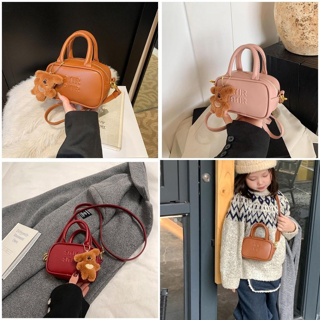 Chic Pu Leather Kids Handbag With Breathable Fabric Perfect For Preschoolers