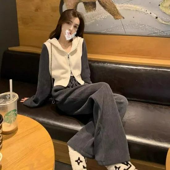 Women's Autumn Fashion Slim-Fit Sweatshirt & Wide-Leg Pants Two-Piece Set