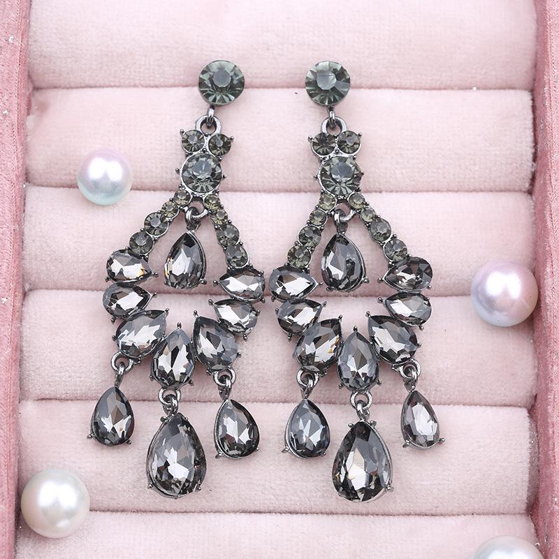 

Chinese Retro Crystal Teardrop Tassel Earrings - Zinc Alloy Statement Jewelry красный