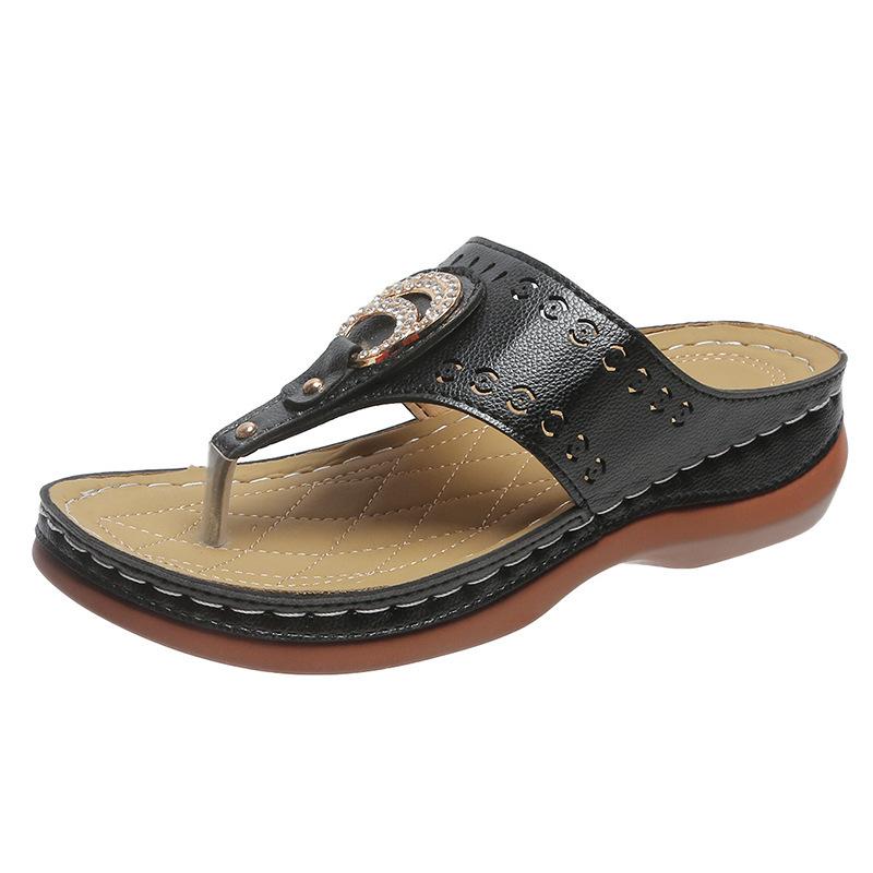 Summer Comfortable Slope Heel Flip-flops Women Wear Thick-soled Casual Beach Cool Slippers