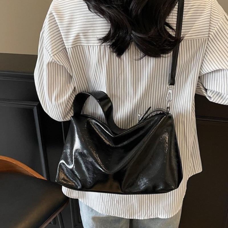 Casual Largecapacity Bag Women's New Trendy Summer Shoulder Armpit Bag Highend Fashion Commuter Tote Bag
